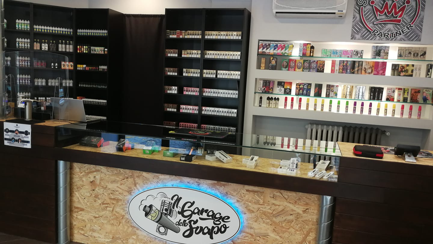 negozio sigarette elettroniche asti Negozio Sigarette Elettroniche Asti il garage dello svapo negozio