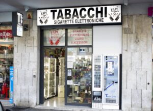 Negozio Sigarette Elettroniche Colli Albani Appia Nuova  sigarette-elettroniche-colli-albani-facciata-negozio sigarette elettroniche colli albani facciata negozio 300x218